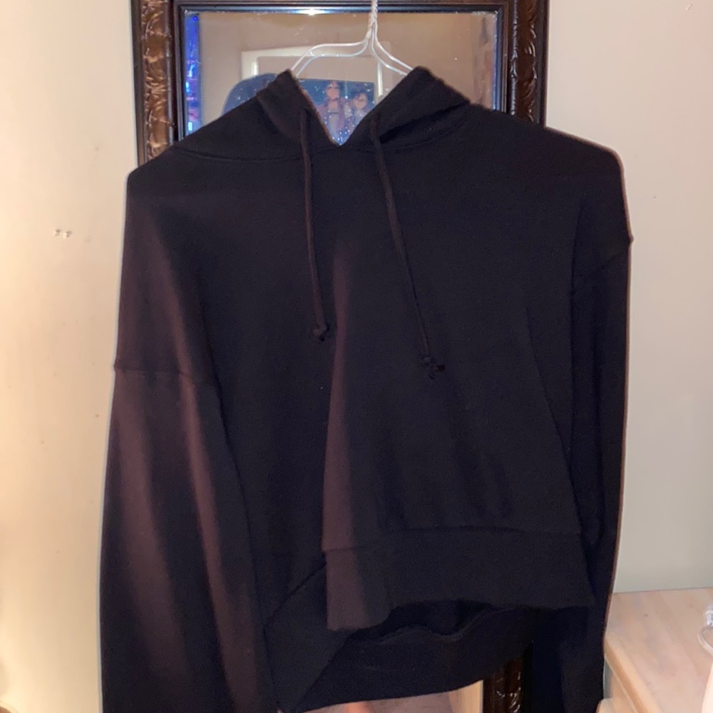 large black cropped vans hoodie